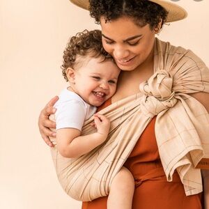 WildBird Ring Sling Resplendent Rainbow Pattern, Chambray
Standard 74" Gold Ring